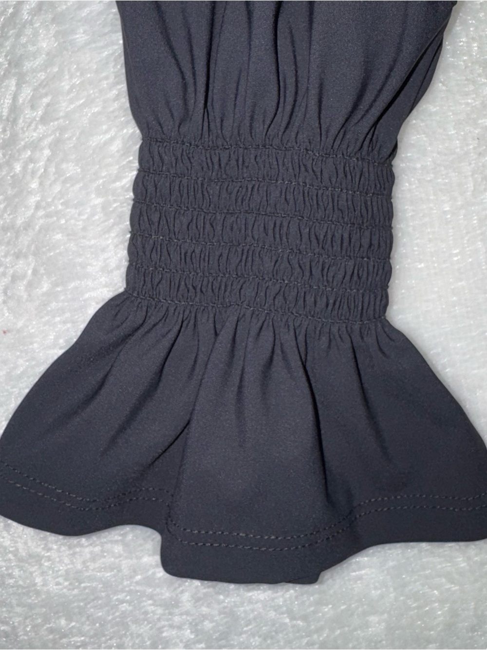 Women’s Jude Connally Black Tiered Long-Sleeve Dress - Picture 4 of 8